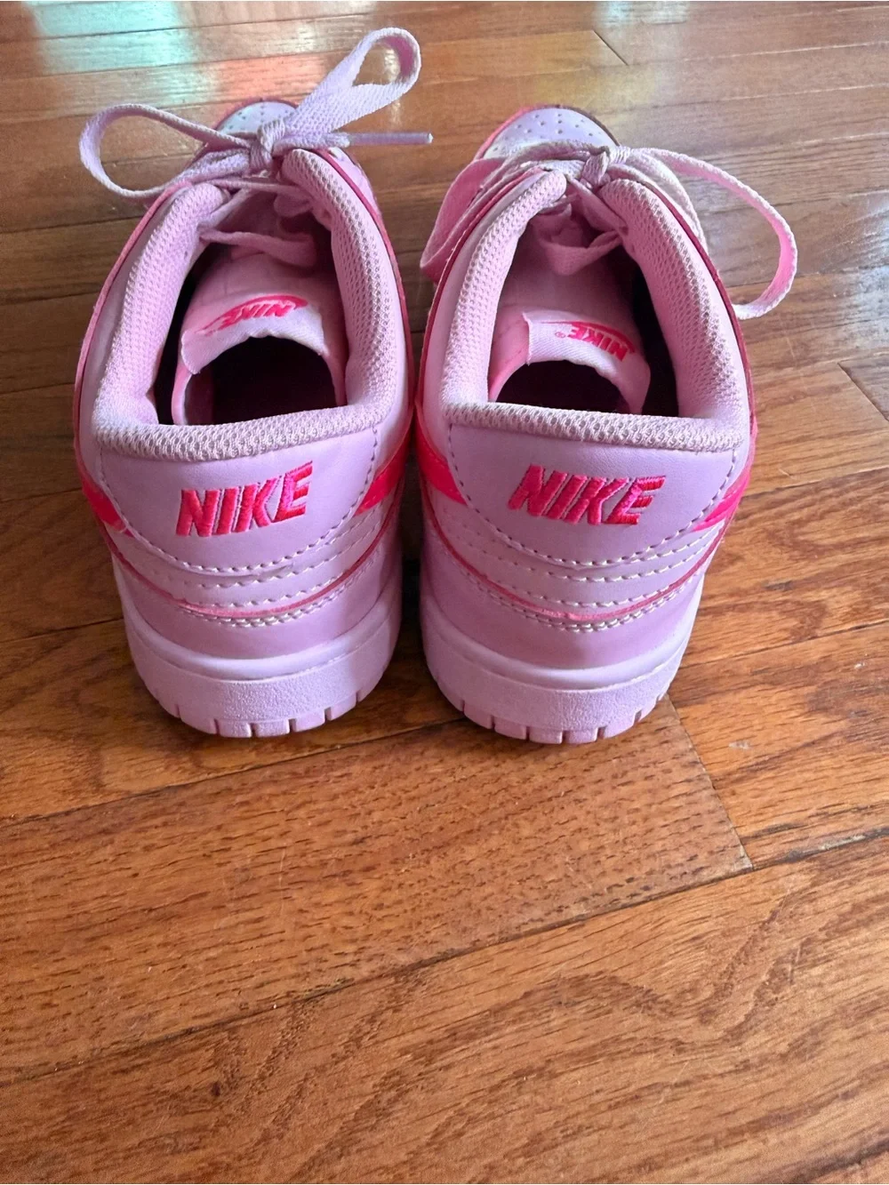 Nike Dunk Low Triple Barbie Pink Shoes Men’s size 8 / Women’s size 9 - Picture 2 of 10
